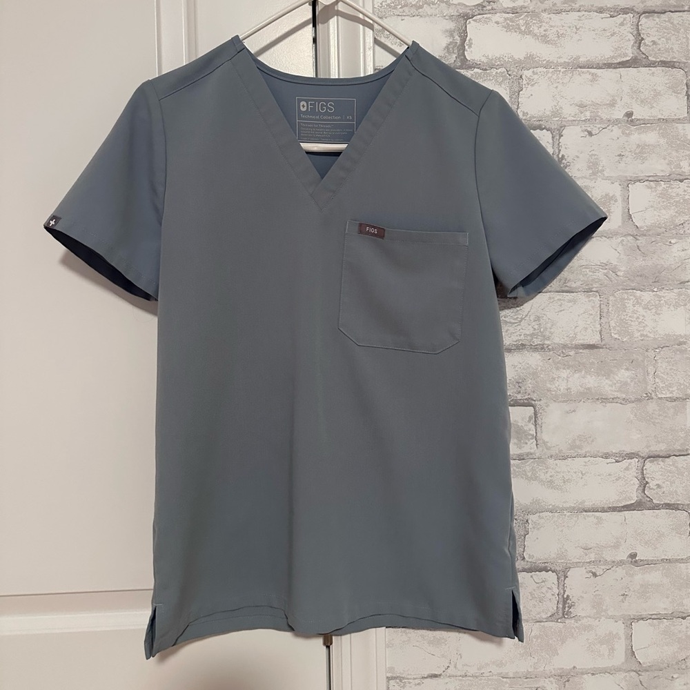 WearFigs Scrub Set